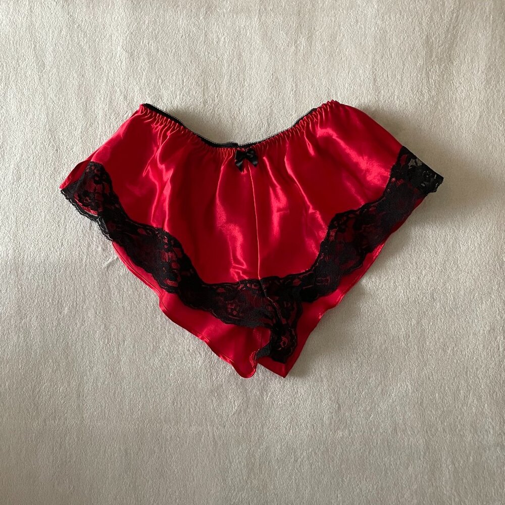 Sexy, Flutter Style Lace, S, Red Lingerie Shorts (Also Called French Knickers).